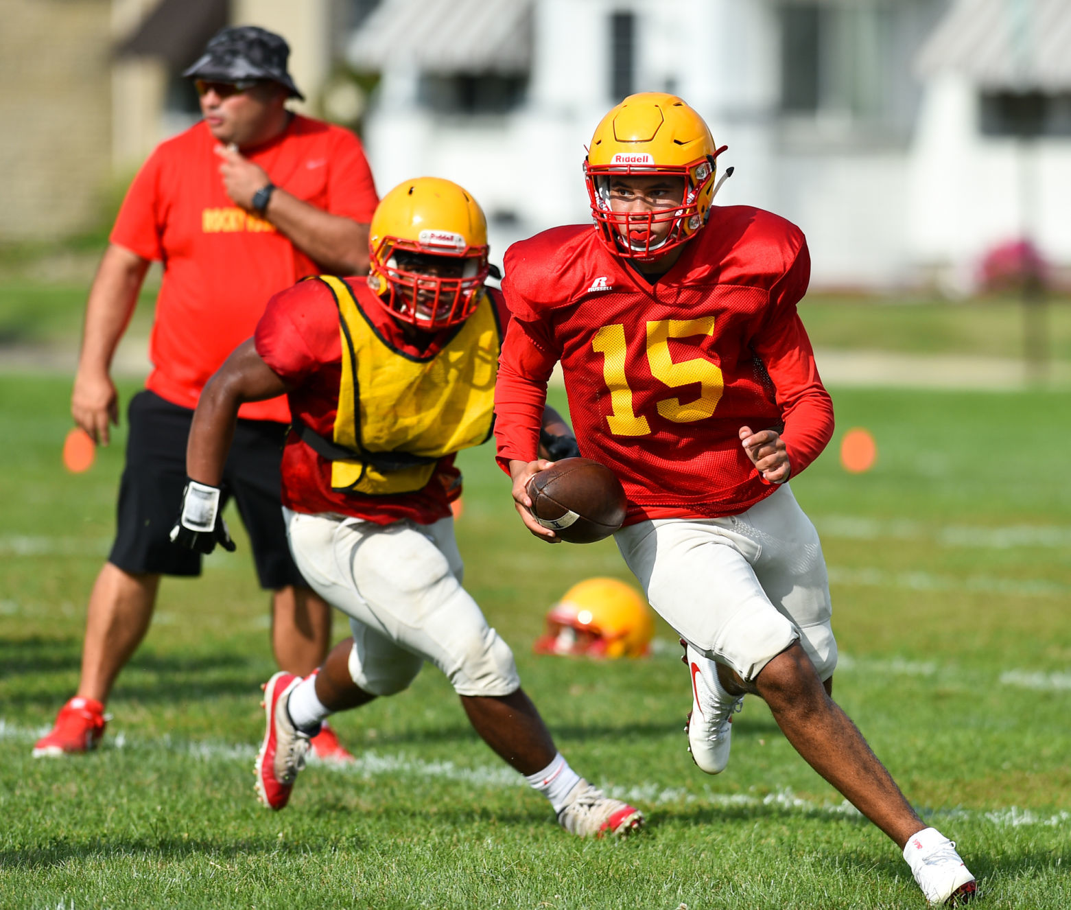 081919-mda-spt-rocky-football-042a.JPG